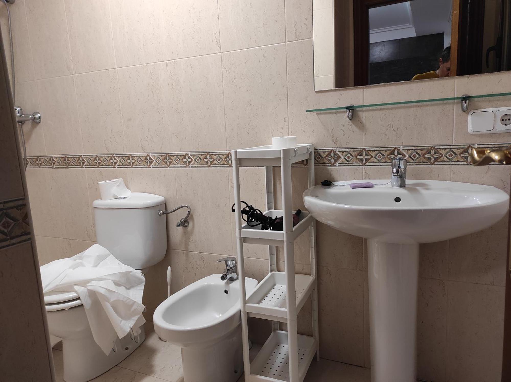 En El Corazon Del Barrio De La Estacion Villa Харо Екстериор снимка